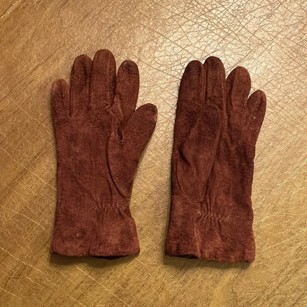 Ladies Brown Suede Gloves